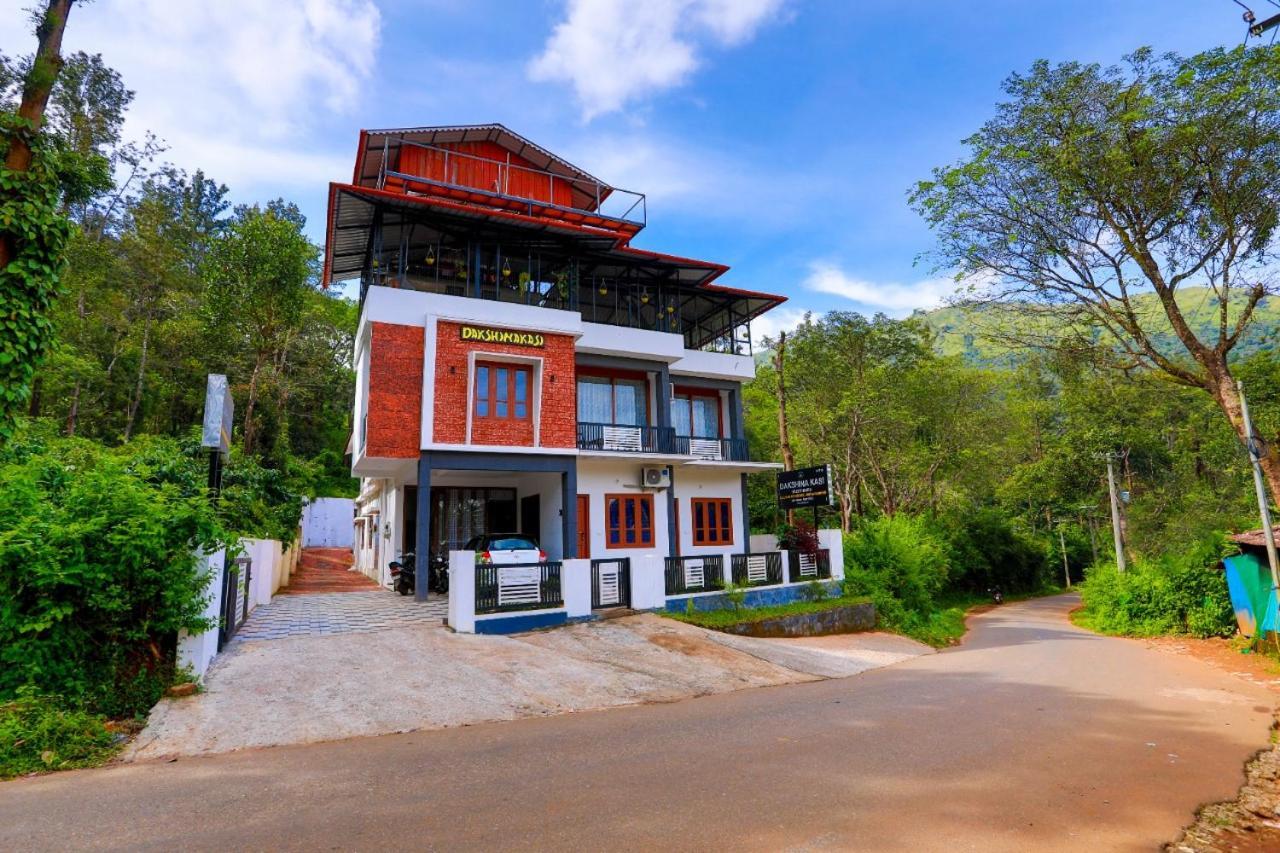 Dakshinakasi Guest House Thirunelly Exteriör bild